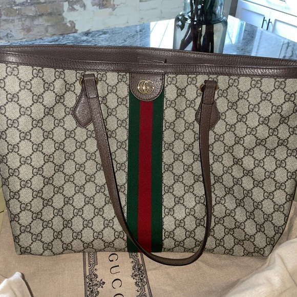 Ophidia GG medium tote PRICE DROP!!!!